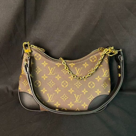 Louis Vuitton Boulogne Monogram Canvas Shoulder Bag — Black Trim, Like New - Picture 4 of 16